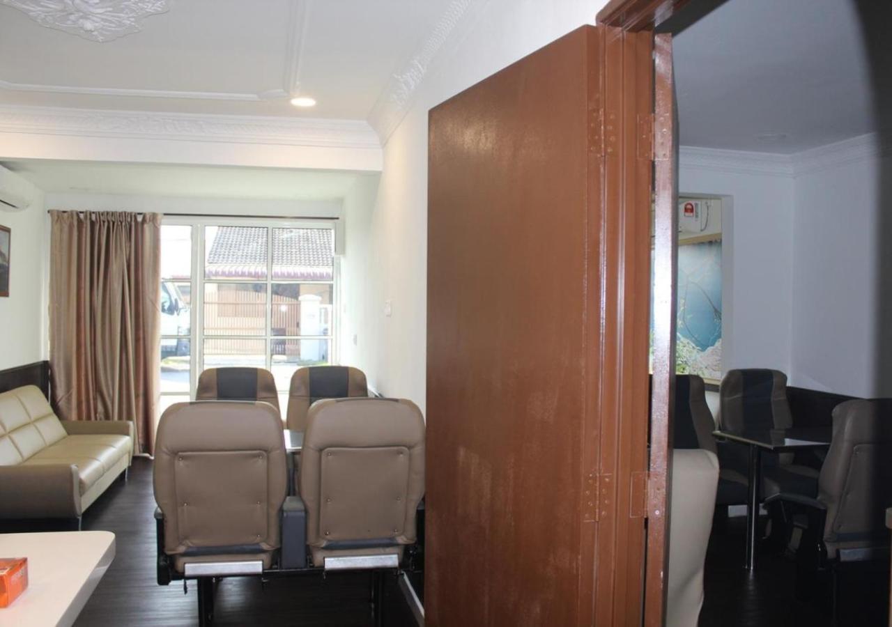 Rv @ U Garden Stay Skudai Bagian luar foto